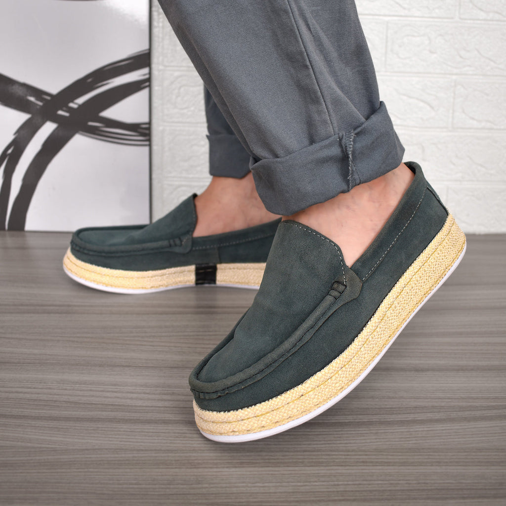 gid://shopify/MediaImage/24532706721886